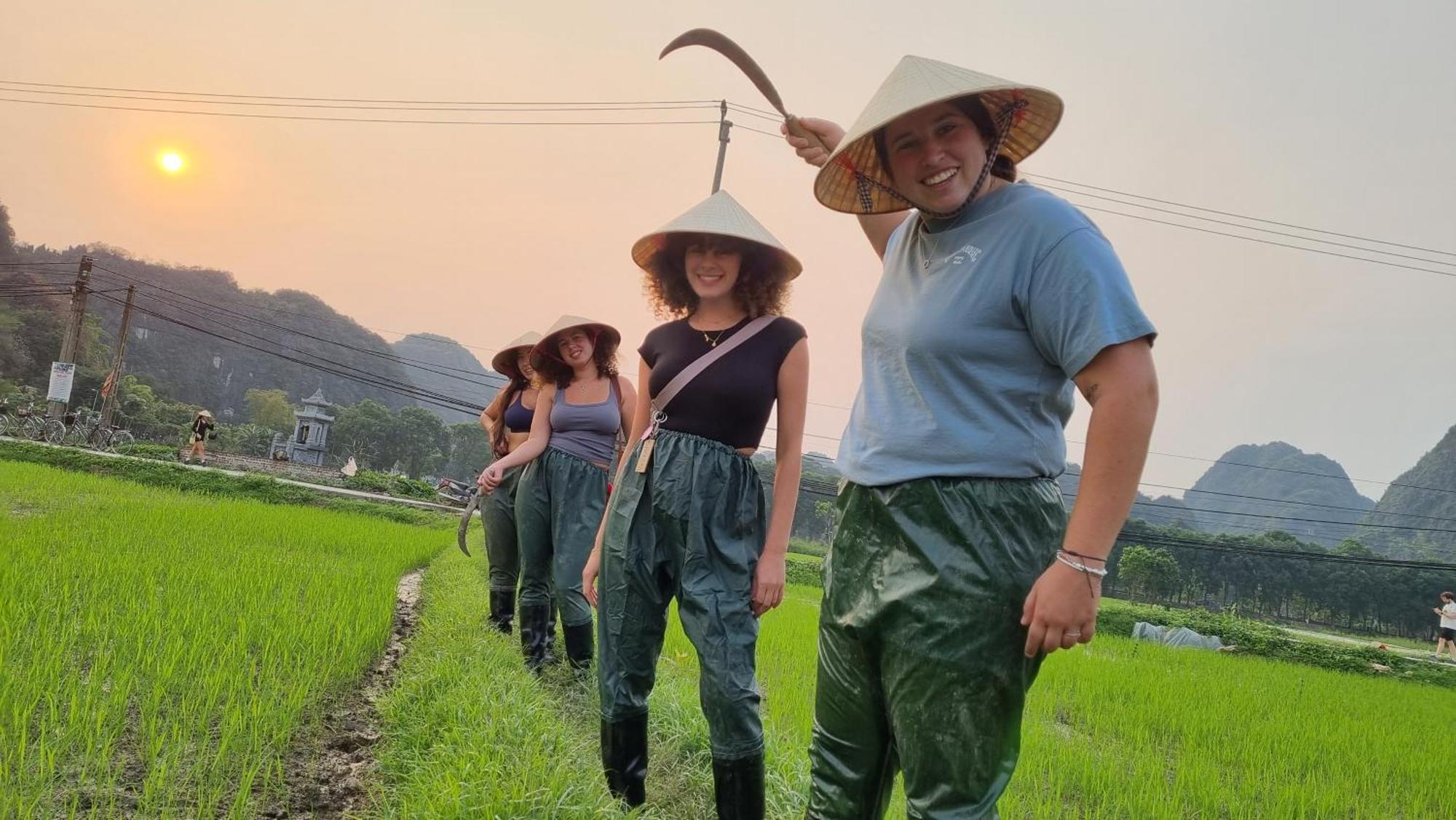 Phi Hung'S Unique Homestay Ninh Binh Buitenkant foto